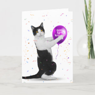 Tuxedo Cat avec 52e carte de ballon d'anniversaire