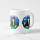 Tuxedo Cat avec Mug de fleurs (Devant droit)