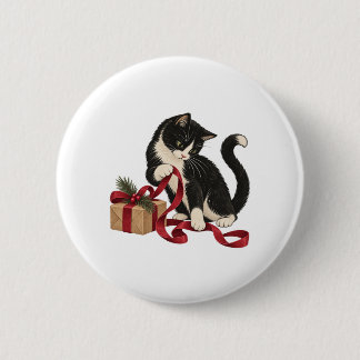 Tuxedo kat met rode cadeaulint ronde knoop button 5,7 cm