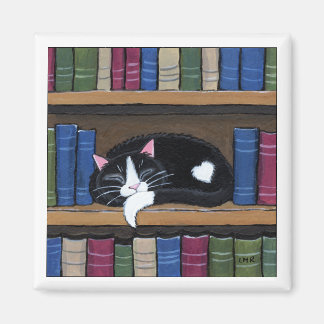 Tuxedo Kat Slapen op Boekenplank Kat Kunstmagneet Magneet