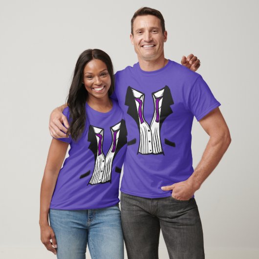 Tuxedo T-shirt met Paarse Stropdas (Unisex)