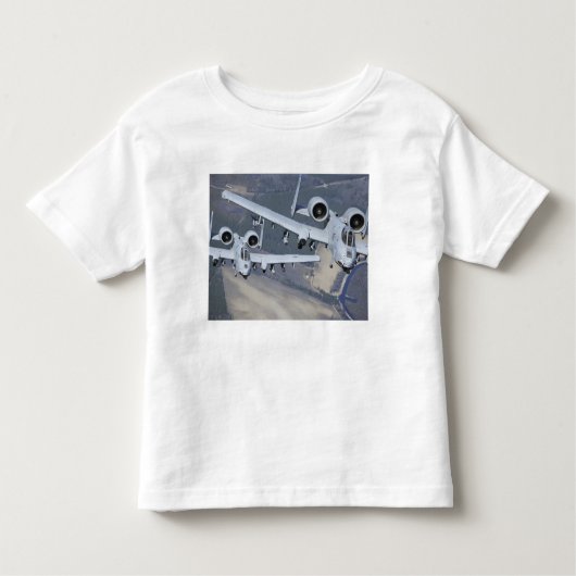 Twee A-10C Thunderbolt II-vliegtuig vliegen in for Kinder Shirts (Voorkant)