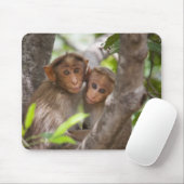 Twee apen in een boom muismat (Met muis)