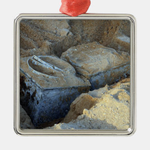 Twee apparaten van het doostype verpakt metalen ornament