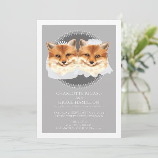 Twee Brides Mrs. en Mrs Fox Thleed Wedding Aankondiging (Staand voorkant)