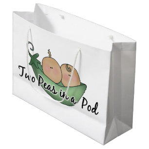 Twee erwten in een grote cadeautastweeling large cadeautasje