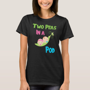 Twee erwten in een pod baby, twee tweelingbaby's t-shirt