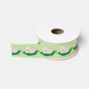 Twee erwten in een podtweeling babymeisjes grosgrain lint