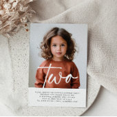Twee foto verjaardag uitnodiging