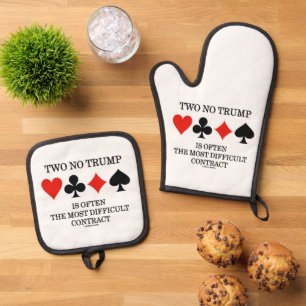 Twee Geen Trump de moeilijkste Humor van de Brug v Ovenwant & Pannenlap Set
