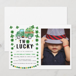 Twee gelukkige Shamrock verjaardagsfeestuitnodigin Kaart