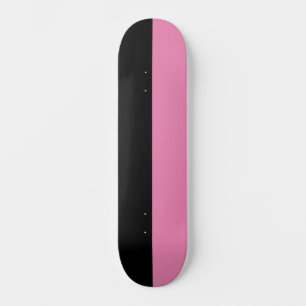 Twee getinte split kleur half zwart en half roze skateboard