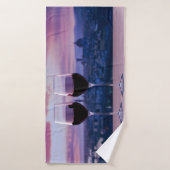 Twee glazen rode wijn op Florence skyline Badhanddoek (Badhanddoek)