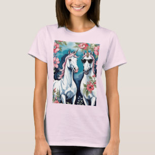 Twee grappige eenhoorns met roze bloemen t-shirt