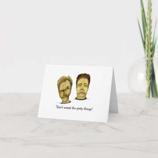 Twee grappige jongens die de kleine dingen verzorg kaart (Voorkant)