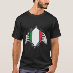 Twee handen die de vlag van Italië onthullen T-shirt