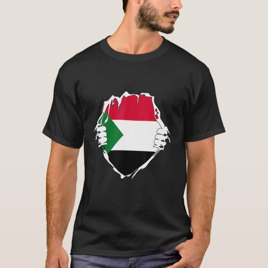 Twee handen openen Soedan vlag borst Soedanese bor T-shirt (Voorkant)