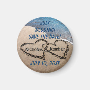 Twee harten in het zand bewaren de datummagneet magneet