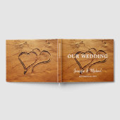 Twee harten in zand bruidegom strand bruiloft gast gastenboek (Volledig)