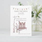 Twee honden op een boerderijdier redden de datum v aankondiging (Staand voorkant)