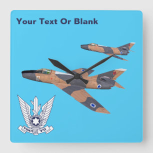 Twee Israëlische Super Mystères Vierkante Klok