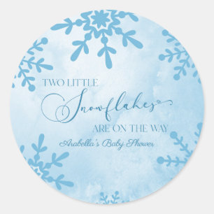 Twee kleine sneeuwvlokken Winter Twins Baby shower Ronde Sticker