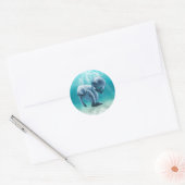 Twee Manatees die zwemmen Ronde Sticker (Envelop)