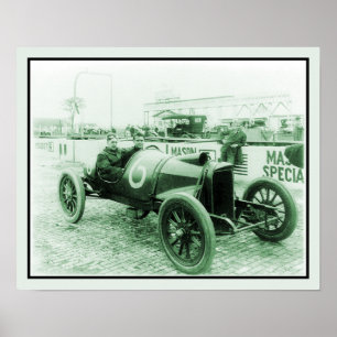Twee mannen in antiek raceauto n° 6 Indy 500 Poster