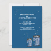 Twee Mason Jars & Fireflies sparen de Datum Save The Date (Voorkant)