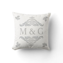 Twee Monogrammen met Scrollwork en Leaves A24