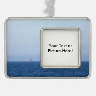 Twee olierijgen verzilverd kader ornament