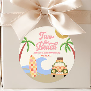 Twee op het strand surfplank roze 2de verjaardagsf ronde sticker