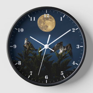 Twee Ospreys bij volle maan