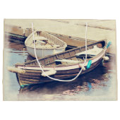 Twee oude roeiboten met houten boten groot cadeauzakje (Achterkant)