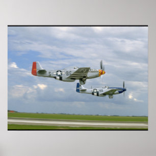 Twee P51-mosterdschappen vliegen door._WWII-vliegt Poster