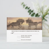 Twee paarden Rustic Country Western Weddenschap RS RSVP Kaartje (Staand voorkant)