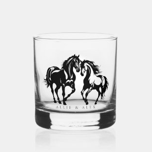 Twee paarden verliefd op zwart wit paardenliefhebb whisky glas