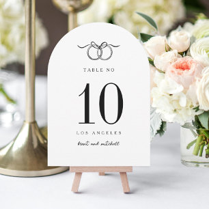 Twee Ringen Gekoppeld Met Boegboog Tafel Nummer Kaart