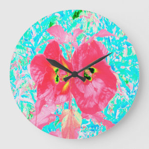 Twee roze rode koraal pruim gekke hibiscus op aqua grote klok