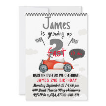 Twee Snel Race Car Boy 2e verjaardag