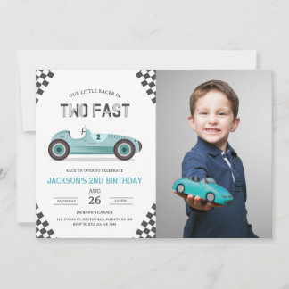Twee snelle 2 nieuwsgierige racewagens van de twee kaart