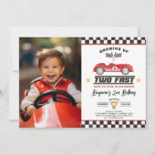 Twee snelle 2e Verjaardag Racing Auto Jongen Party Kaart (Voorkant)