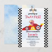Twee snelle dinosaurus race auto 2e verjaardag par briefkaart (Voorkant / Achterkant)
