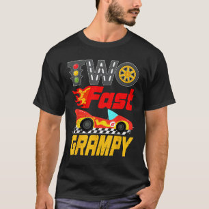 Twee snelle Grampy Pit Crew Racing Car Family Birt T-shirt