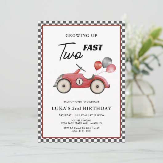 Twee snelle rode race auto jongens 2e verjaardag kaart (Staand voorkant)