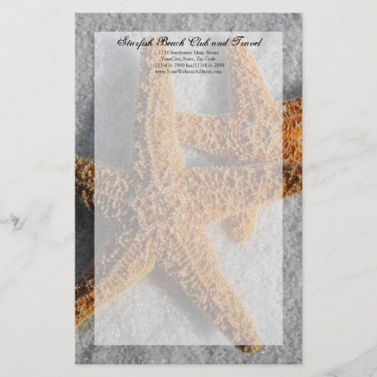 Twee Starfish in de zand, Beach Wedding Briefpapier (Voorkant)