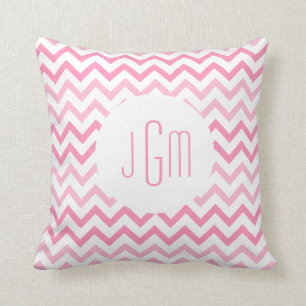 Twee Tone Pink Chevron en Monogram Kussen