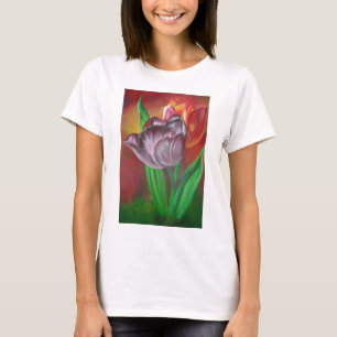 Twee tulpen tegen rode achtergrond t-shirt