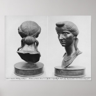 Twee uitzichten van een buste van Livia Poster