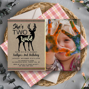 Twee Wild Woodland Deer Girls 2e verjaardag Real Folie Uitnodiging